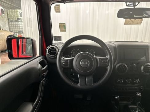 Used 2015 Jeep Wrangler Unlimited Sport w/ Quick Order Package 24S AWD/4WD image 14