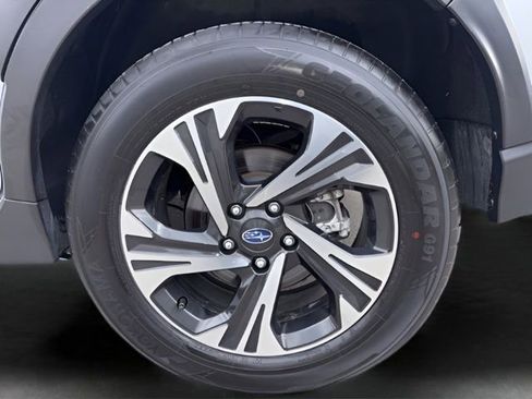 Used 2025 Subaru Crosstrek 2.0i Premium AWD/4WD image 9