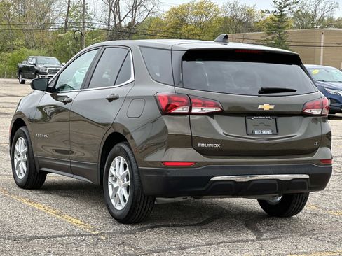 Certified 2024 Chevrolet Equinox LT w/ LPO, Floor Liner Package FWD image 3