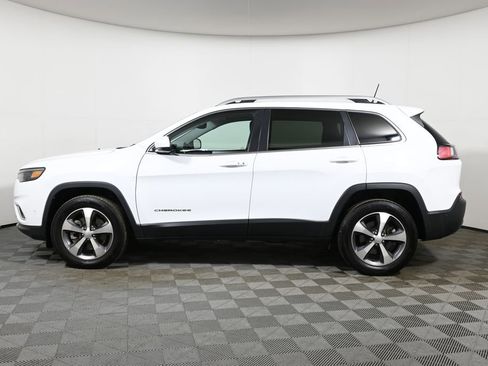 Used 2021 Jeep Cherokee Limited w/ Elite Package image 2
