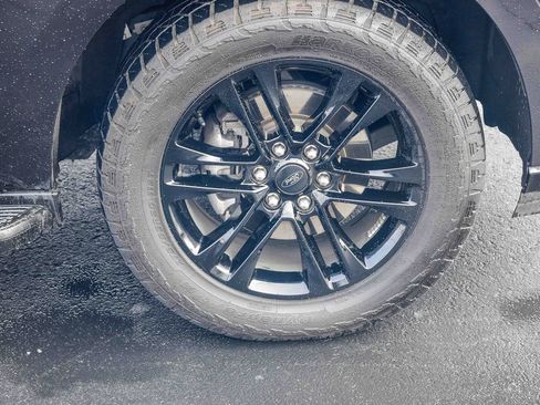 Certified 2024 Ford Expedition XLT image 7