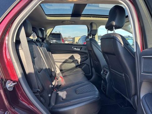 Used 2024 Ford Edge Titanium w/ Equipment Group 301A image 10