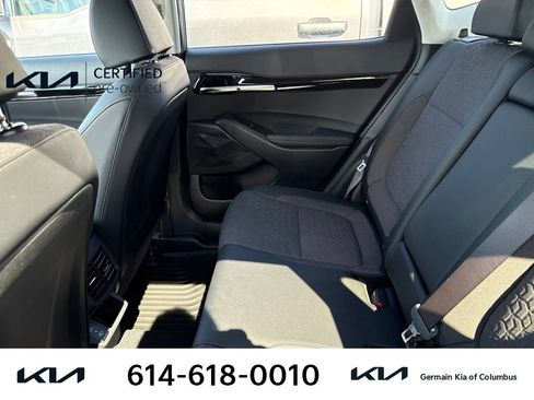 Certified 2025 Kia Seltos S AWD/4WD image 9