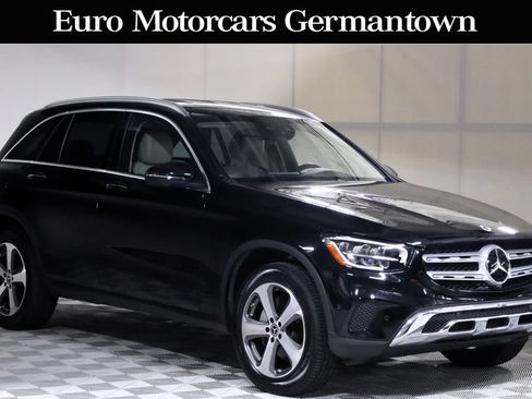 Used 2022 Mercedes-Benz GLC 300 4MATIC image 1