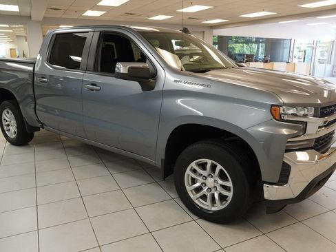 Used 2022 Chevrolet Silverado 1500 LT AWD/4WD image 15