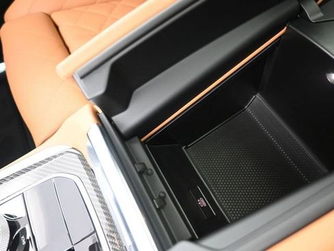 New 2026 BMW X5 M60i image 4