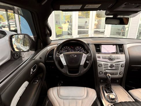 Used 2019 INFINITI QX80 Limited w/ All-Season Package AWD/4WD image 36