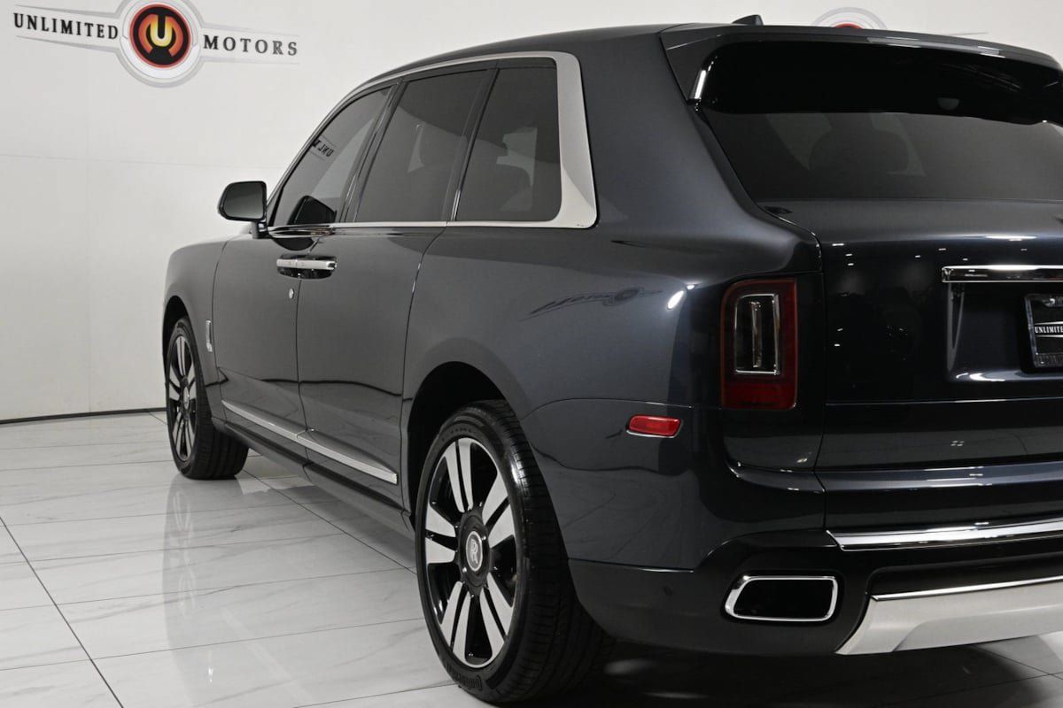 Used 2019 Rolls-Royce Cullinan AWD/4WD image 36