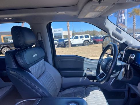 Used 2023 Ford F250 Limited image 16