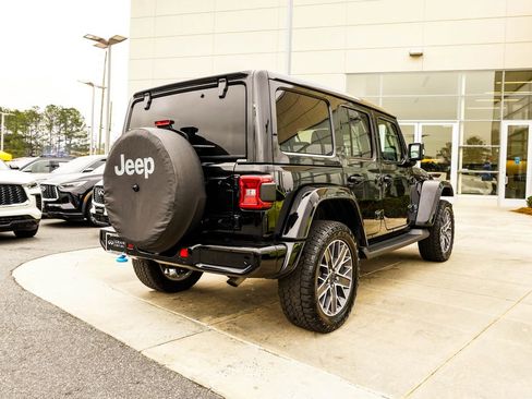 Used 2024 Jeep Wrangler High Altitude image 12