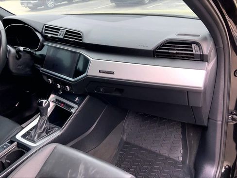 Used 2021 Audi Q3 2.0T Premium w/ Convenience Package image 15