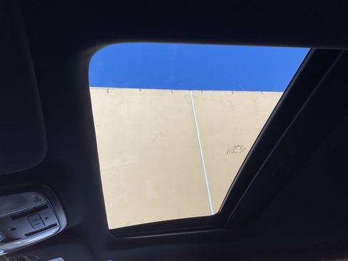 Used 2024 Dodge Durango GT image 34