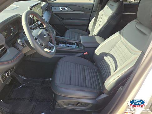 New 2026 Ford Explorer ST-Line w/ ST-Line Street Pack image 6