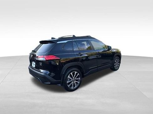 Used 2024 Toyota Corolla Cross XLE AWD/4WD image 34