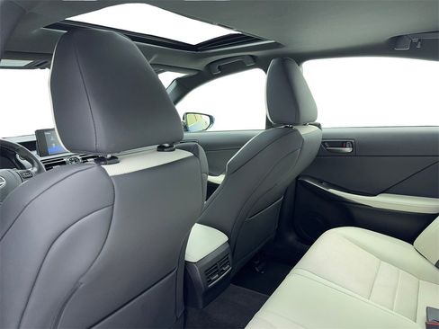 Used 2023 Lexus IS 350 F Sport w/ Memory Package image 39