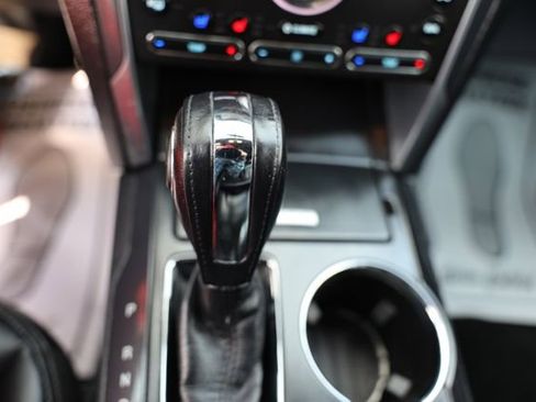 Used 2019 Ford Explorer Limited w/ Class III Trailer Tow Package image 34