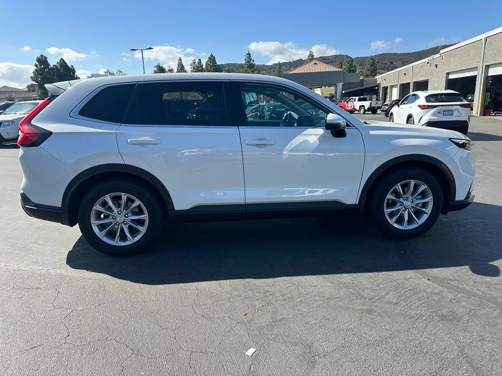 Used 2025 Honda CR-V EX-L image 4