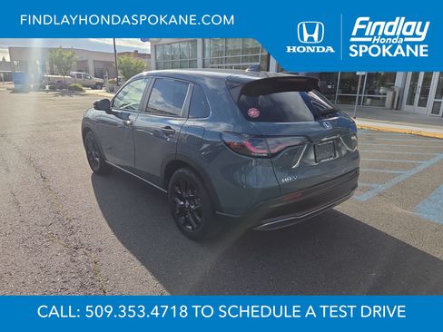 Used 2025 Honda HR-V Sport image 3