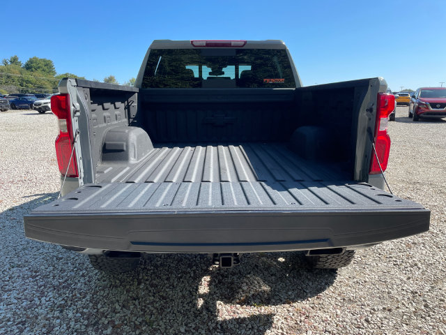 Used 2025 Chevrolet Silverado 1500 RST AWD/4WD image 14