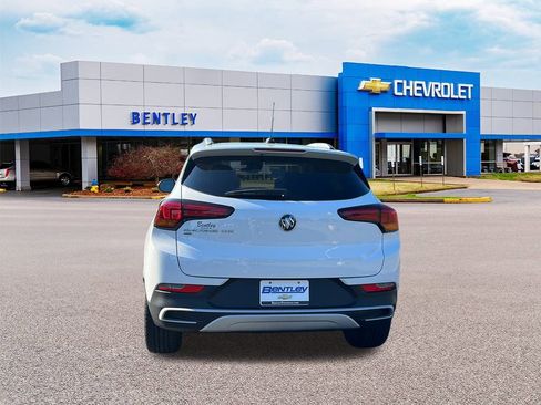 Used 2023 Buick Encore GX Select image 4