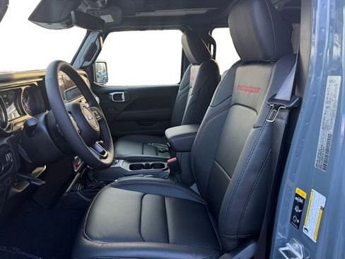 New 2026 Jeep Wrangler Rubicon image 9