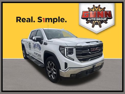 Used 2024 GMC Sierra 1500 SLT image 1