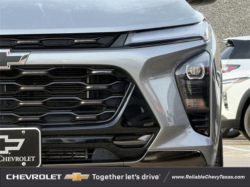 Certified 2025 Chevrolet Trax ACTIV image 4