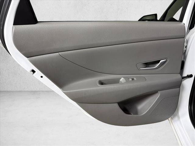 Used 2024 Hyundai Elantra SEL FWD image 22