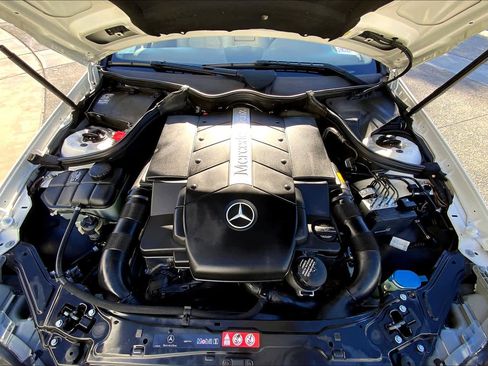 Used 2006 Mercedes-Benz CLK 500 Coupe image 30