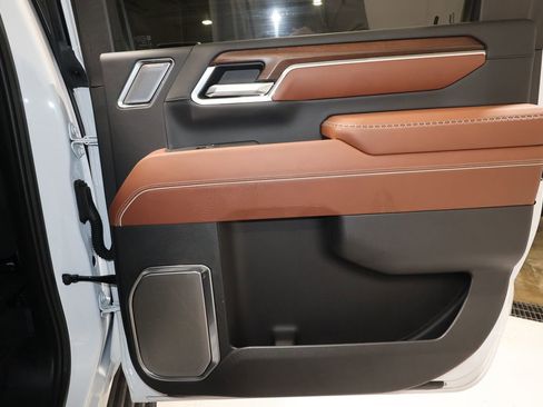 Certified 2025 GMC Sierra 3500 Denali Ultimate image 22