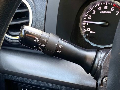 Used 2018 Toyota Tundra SR5 image 21