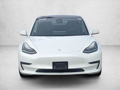 Used 2018 Tesla Model 3 Long Range image 2