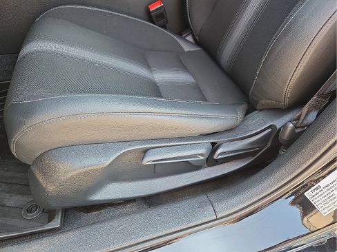 Used 2024 Honda Civic Sport image 14
