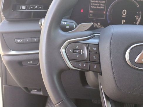 Used 2024 Lexus RZ 300e Premium image 19