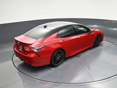 Used 2022 Toyota Camry XSE FWD image 30