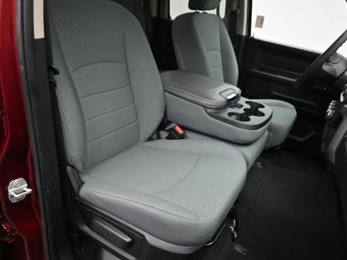 Used 2018 RAM 1500 Express w/ Express Value Package image 22