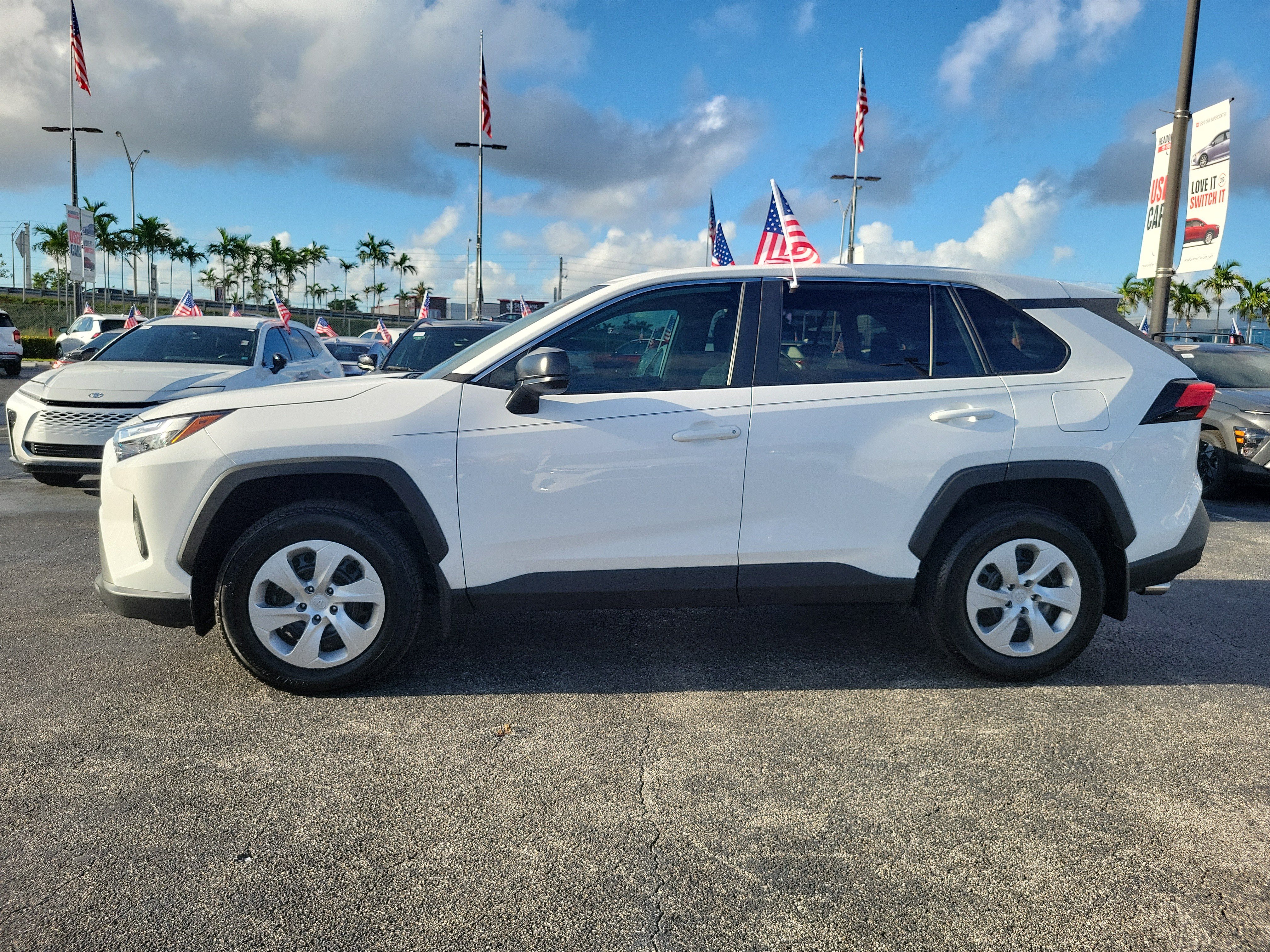 Used 2025 Toyota RAV4 LE FWD image 7