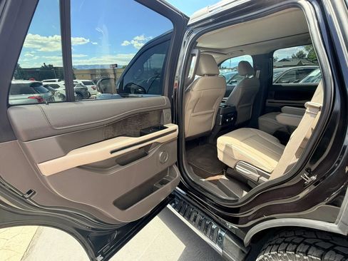 Used 2021 Ford Expedition Limited AWD/4WD image 22