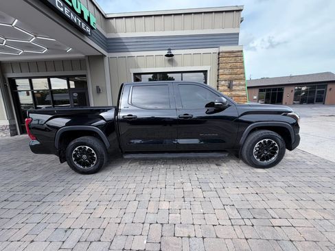 Used 2022 Toyota Tundra SR5 RWD image 6