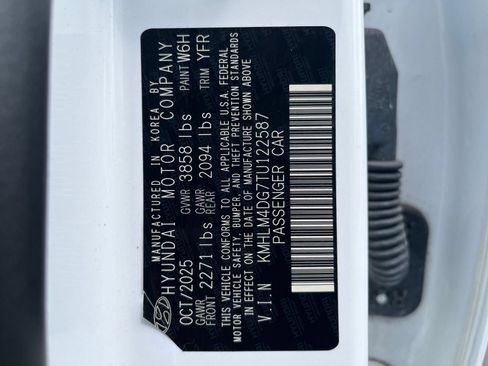 Used 2026 Hyundai Elantra Sport FWD image 34