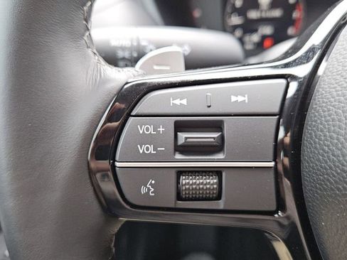 Certified 2025 Acura ADX FWD image 12