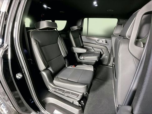 New 2026 GMC Yukon XL Elevation AWD/4WD image 11