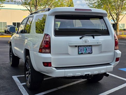 Used 2005 Toyota 4Runner Limited image 7