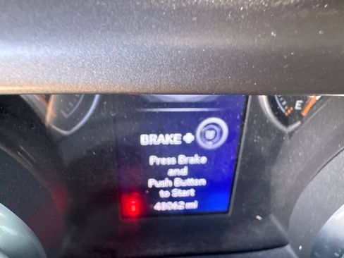 Used 2018 Jeep Wrangler Unlimited Sport AWD/4WD image 11
