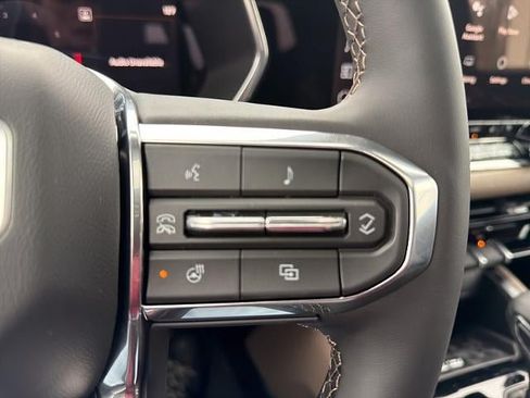 New 2026 GMC Canyon Denali AWD/4WD image 32