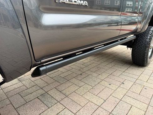 Used 2013 Toyota Tacoma PreRunner w/ TRD Off-Road Pkg RWD image 39