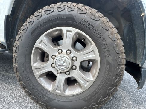 Used 2023 RAM 2500 Big Horn w/ Level 1 Equipment Group AWD/4WD image 6