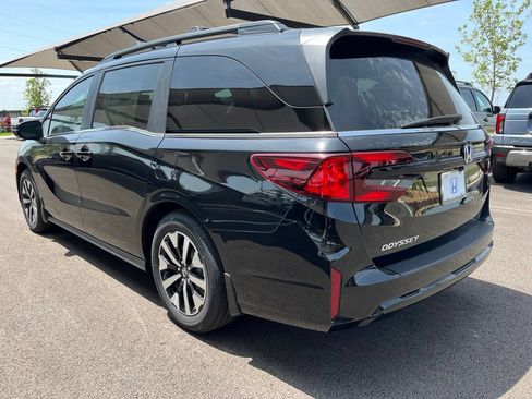 New 2026 Honda Odyssey EX-L image 4