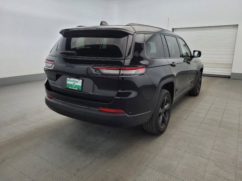 Used 2023 Jeep Grand Cherokee L Laredo image 9