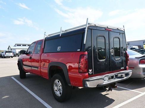 Used 2006 Chevrolet Silverado 1500 LT w/ Light Duty Power Package AWD/4WD image 7